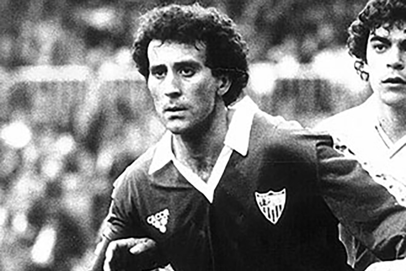 Francisco López Alfaro inducted into the Sevilla FC Hall of Fame ...